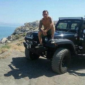 Meet your Posher, Ryan